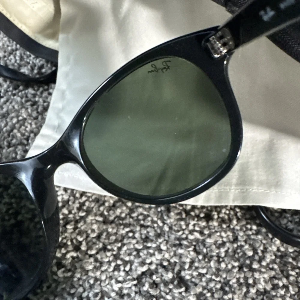 Ray Ban Rayban Rb4203 sunglasses Italy 601 51-20 3N